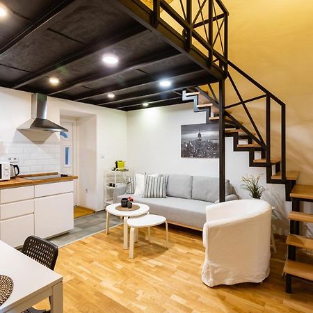 Modern Stylish Apartment @ Superb Central Location Budapest Exteriör bild