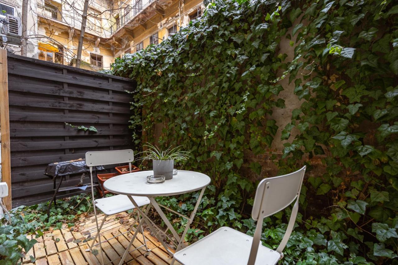 Modern Stylish Apartment @ Superb Central Location Budapest Exteriör bild