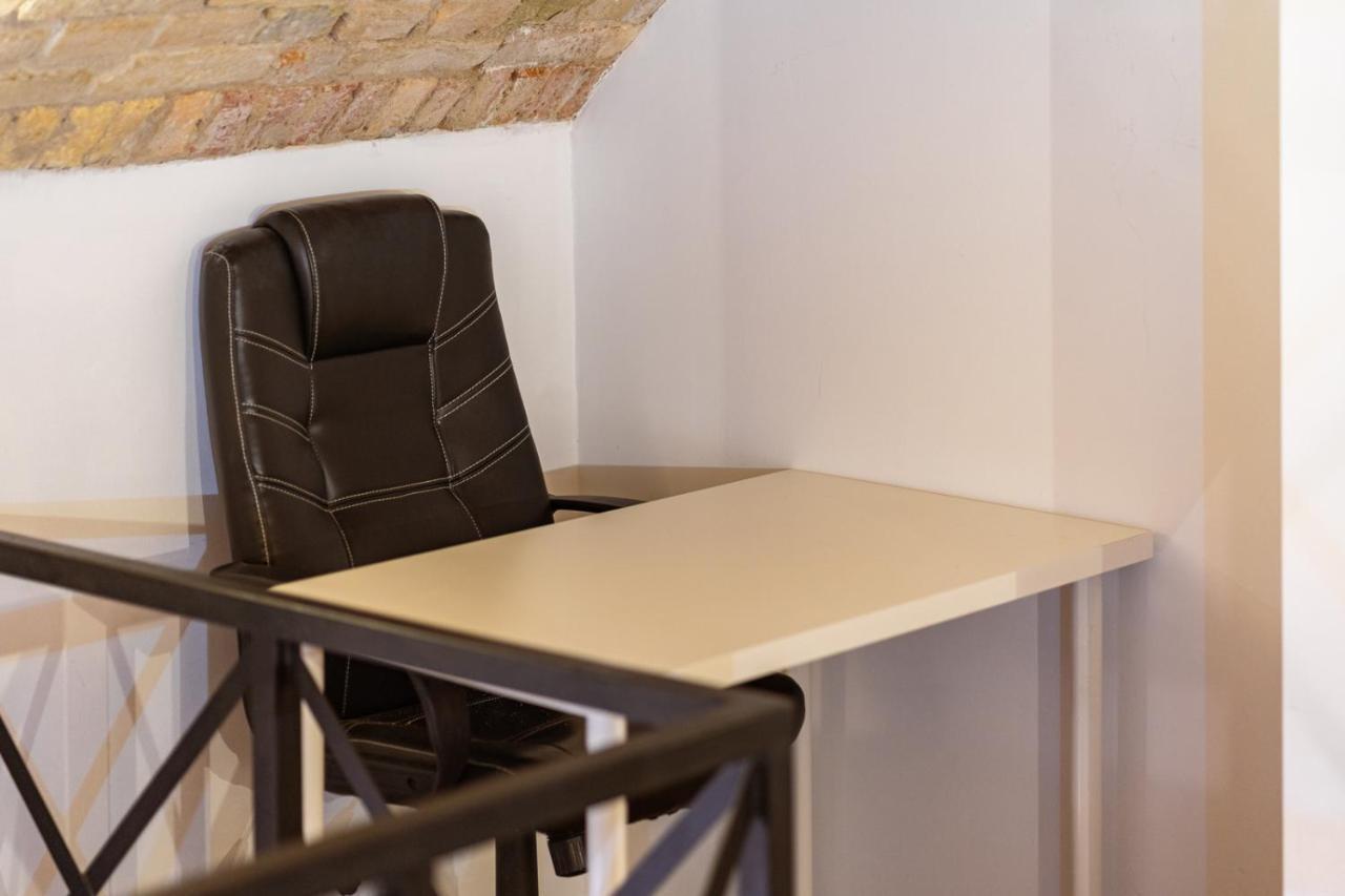 Modern Stylish Apartment @ Superb Central Location Budapest Exteriör bild