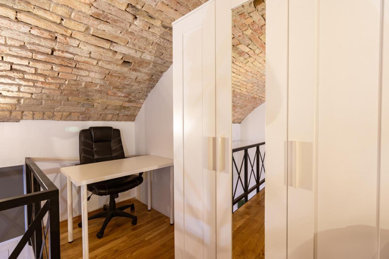 Modern Stylish Apartment @ Superb Central Location Budapest Exteriör bild